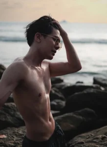 รักธรรม ศรีนัครินทร์ 03