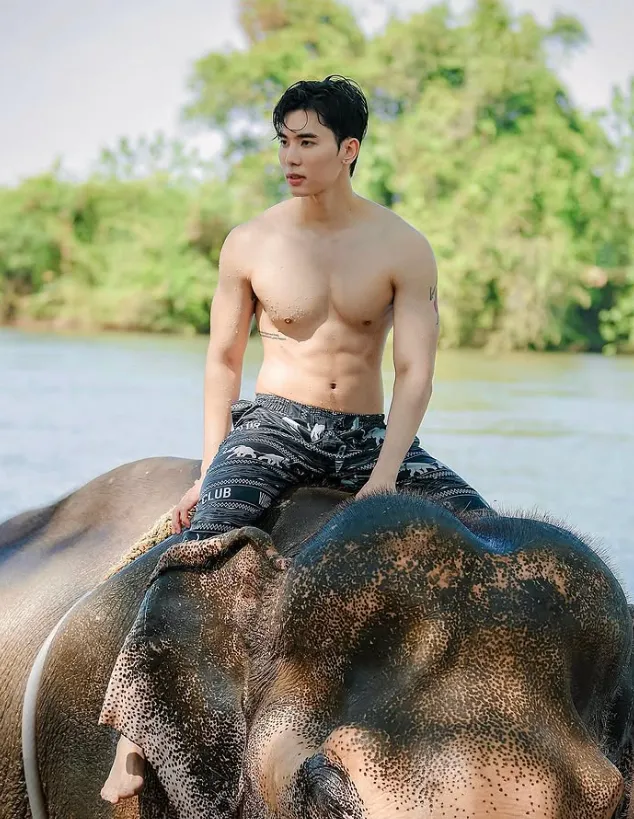 ภู ภูรินท์ พระเอกซีรีย์วาย
