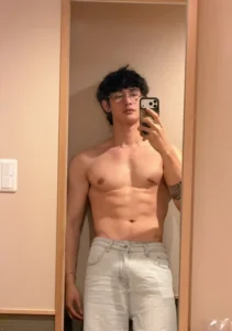 หนุ่มมอส tha.nos1313 03