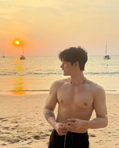 หนุ่มมอส tha.nos1313 13